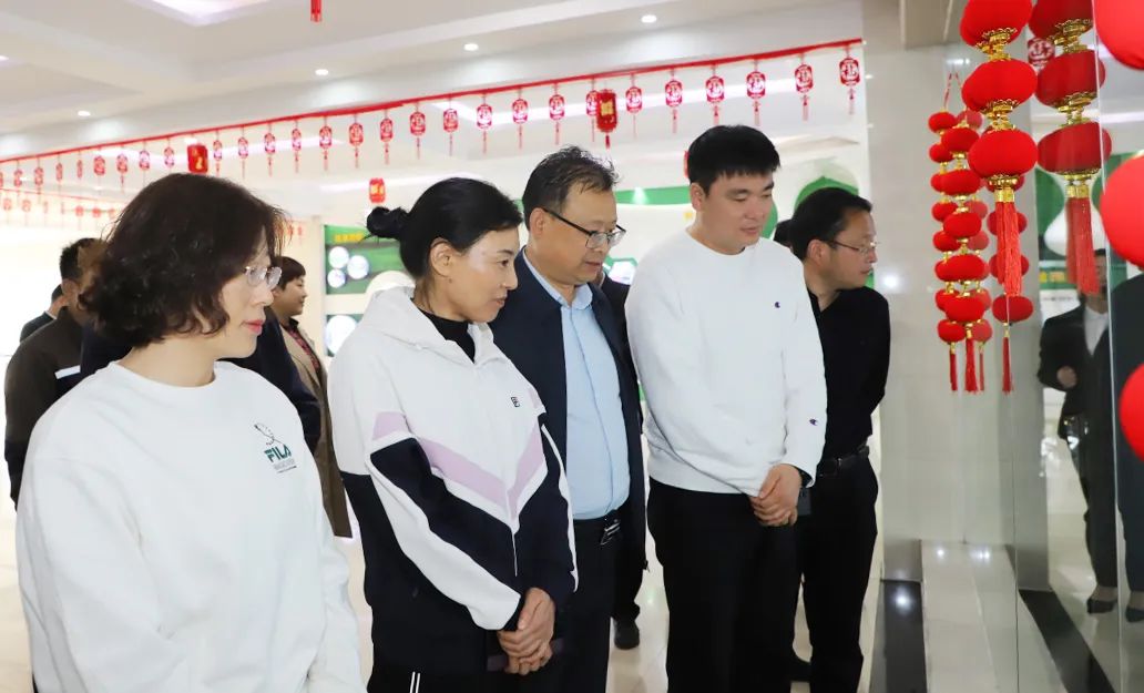 森林舞会官网丨驻马店市遂平县政协党组书记、、主席张卫东一行莅临森林舞会官网鲁山瑞亚牧场参观