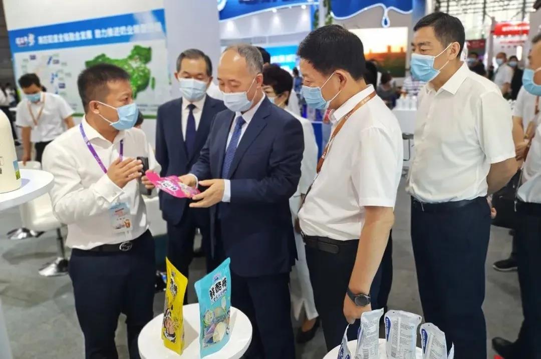 第十二届中国奶业大会、、中国奶业展览会暨2021中国奶业20强（D20）峰会在岳阳盛大召开