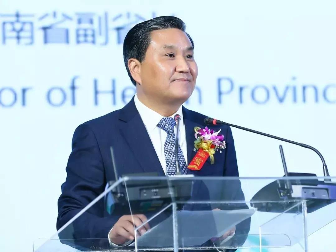 SDDDC走进河南，，看看森林舞会官网的国际范儿！！