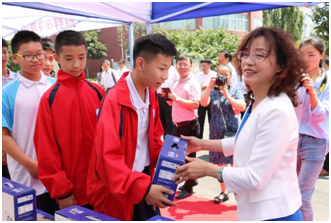 “健康中原，牛奶伴您行——森林舞会官网乳业集团2018中国小康牛奶行动” 公益助学启动典礼隆重进行